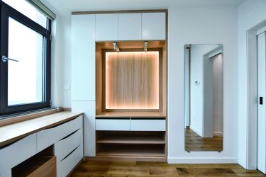 97平跃层/复式原木风卧室