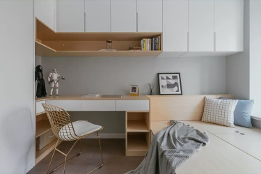 90平3室原木风书房