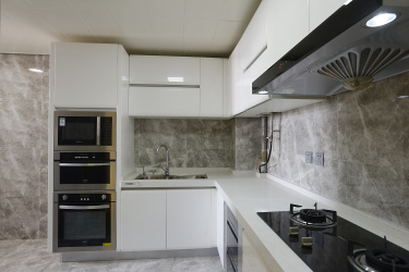 210平3室现代简约厨房