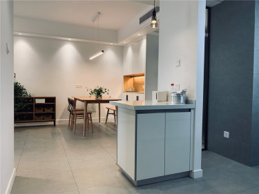 86平2室原木风厨房