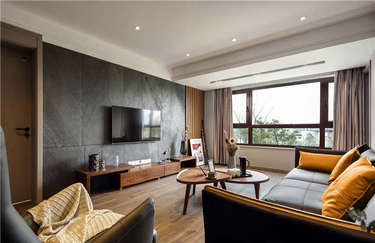 142平大三房，营造后现代艺术之美