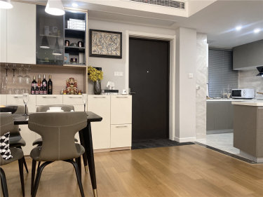 88平2室现代简约餐厅