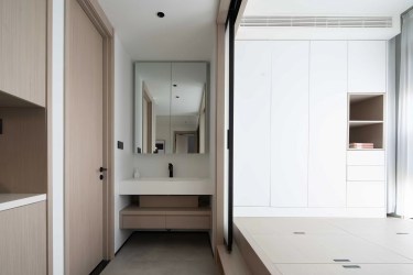 130平现代简约儿童房