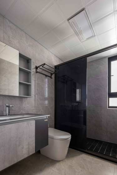 150平现代轻奢卫生间