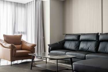 150平现代轻奢客厅