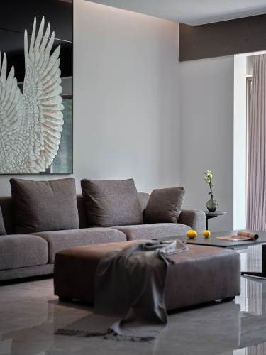 270平现代轻奢客厅