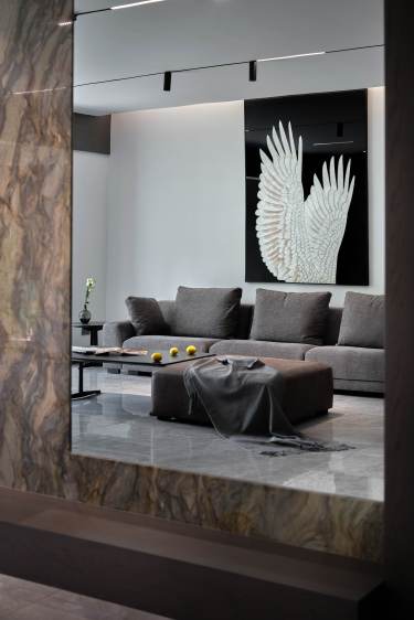 270平现代轻奢客厅