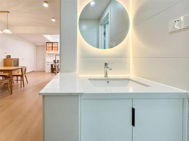 50平现代简约卫生间