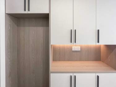 70平现代简约玄关