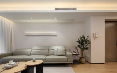 120平现代极简客厅