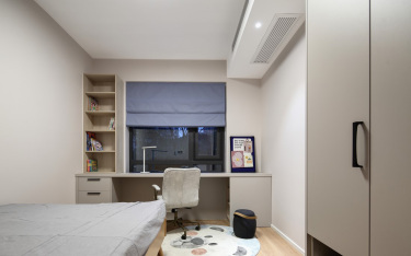 120平现代极简卧室