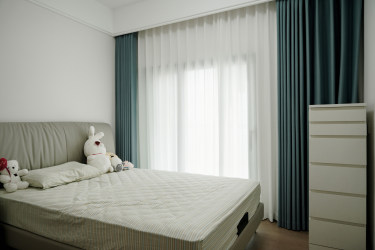 169平现代简约卧室