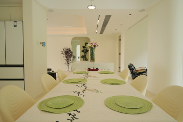 200平奶油风餐厅