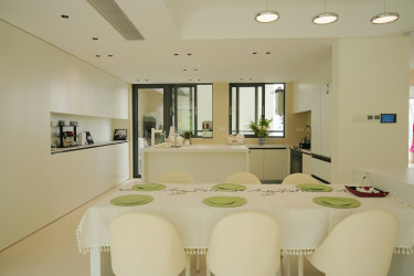 200平奶油风餐厅