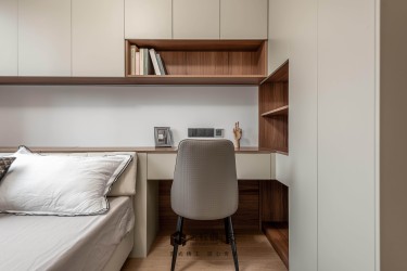 170平现代极简卧室